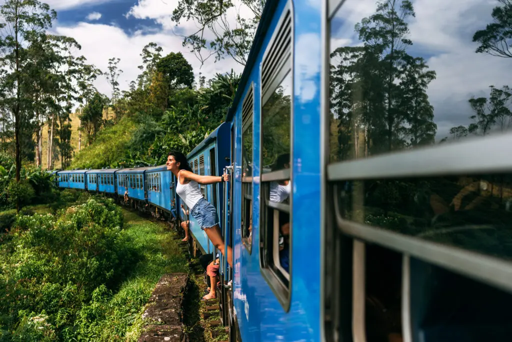 treinrit ella in sri lanka